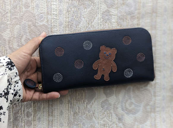 刺繍革財布『SHABON＆bear』NAVY（牛革）ラウンドファスナー☆「青」or「赤」☆ 12枚目の画像