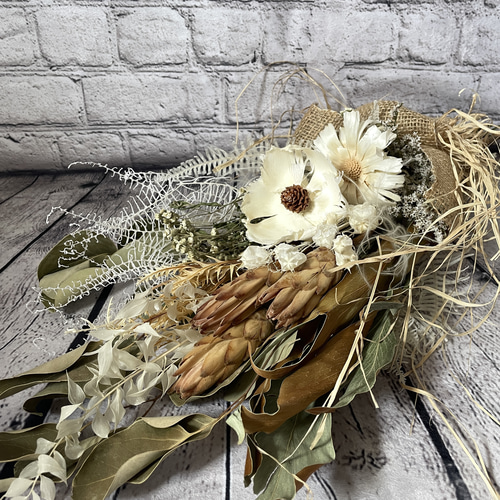 ◇ドライフラワーのホワイトスワッグ◇ ドライフラワー tinabonita  