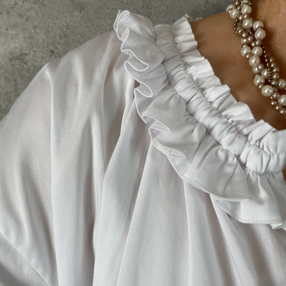M~XXL着用OK♡超ゆったり大人可愛い♡着回し優秀フリルブラウス 白【フリー】フォーマル KMC-714 759359 7枚目の画像