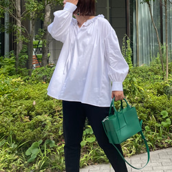 M~XXL着用OK♡超ゆったり大人可愛い♡着回し優秀フリルブラウス 白【フリー】フォーマル KMC-714 759359 9枚目の画像