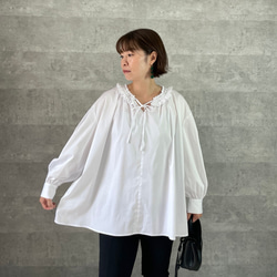 M~XXL着用OK♡超ゆったり大人可愛い♡着回し優秀フリルブラウス 白【フリー】フォーマル KMC-714 759359 1枚目の画像