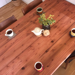 【サイズ・カラーオーダー可能】国産杉の無垢材　チェリー　カフェ風　ダイニングテーブル　角が丸く安心安全　男前　 5枚目の画像