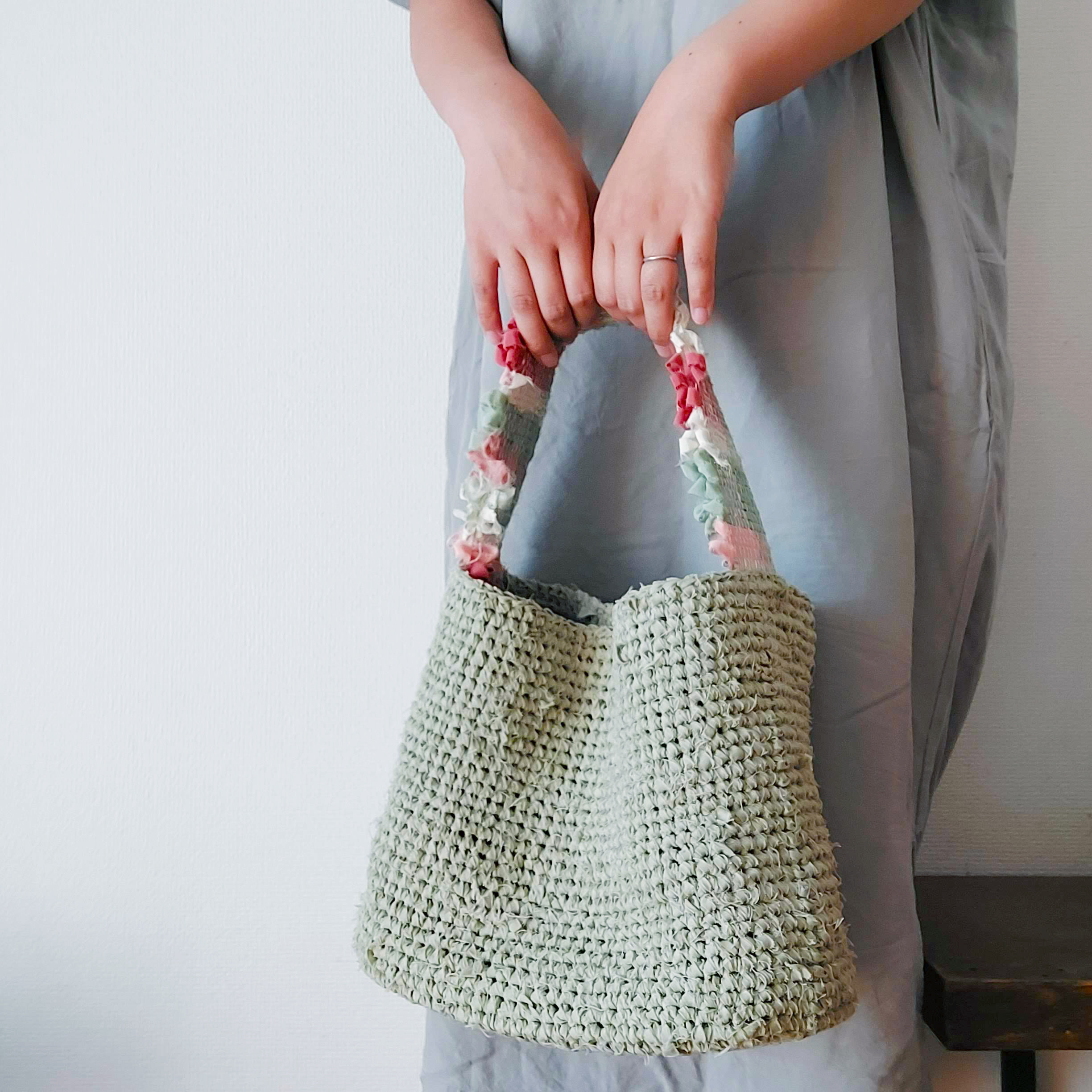 裂き織りのバッグ（グリーン） ハンドバッグ atelier みつまり 通販