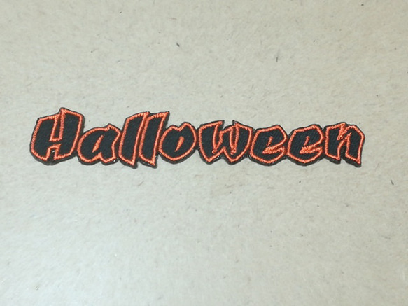 縁取り刺繍Halloweenワッペン黒×橙/秋 ハロウィン 1枚目の画像