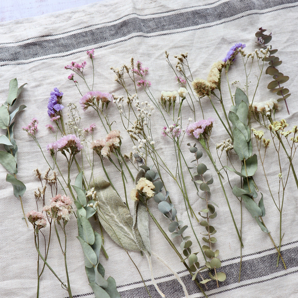 【ハンドメイド花材】優しい色合い！小さな小花の花材セット（20cm） 3枚目の画像