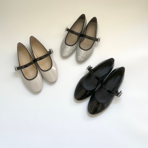 ビジューストラップバレエシューズ(223)｜ブラックエナメル パンプス