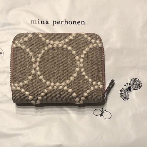 New! ミナペルホネン 長財布 タンバリン ハンドメイド グレー×ミントグリーン 長財布 ryo 通販｜Creema(クリーマ) 15952208