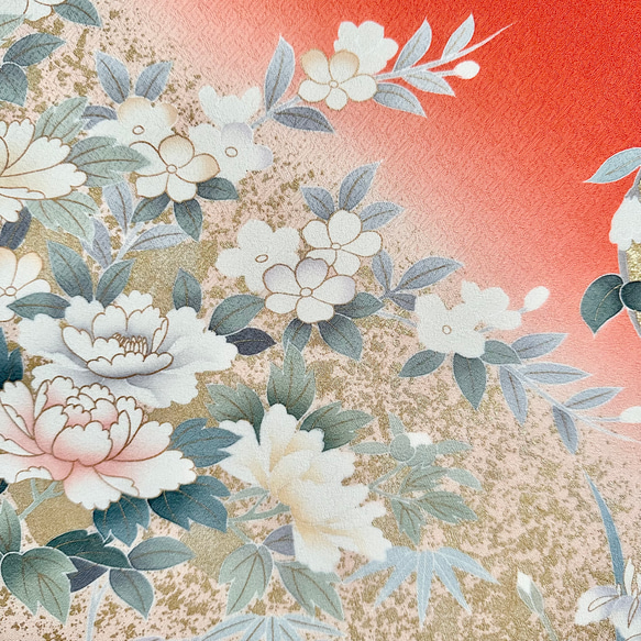 ※95×27センチ　大きな着物のファブリックパネル　春の朱色に輝く花々（2枚セット)   着物リメイク　正月飾り　壁飾り 13枚目の画像