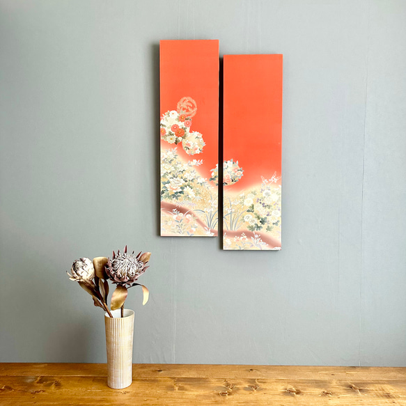 ※95×27センチ　大きな着物のファブリックパネル　春の朱色に輝く花々（2枚セット)   着物リメイク　正月飾り　壁飾り 14枚目の画像