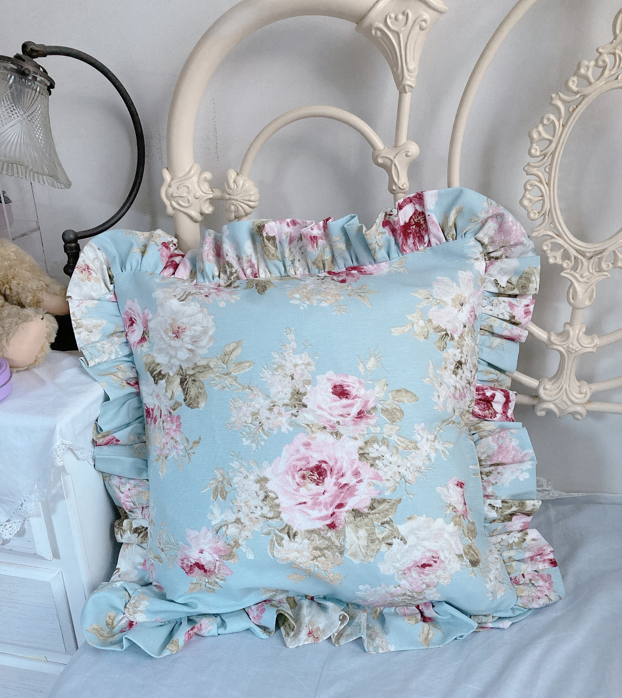 薔薇のガーランドのニードルポイント プチポワン クッションカバー アンティーク