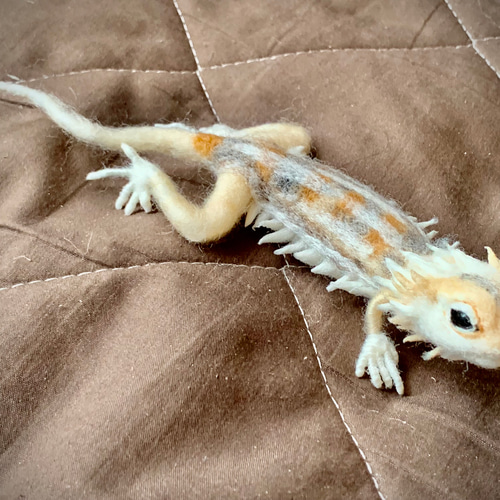 フトアゴヒゲトカゲ（小） 羊毛フェルト tokage日和。 通販 16488047