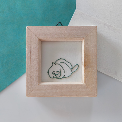紙刺繍アート 小さな額『落ちてるねこ』 絵画 Nuco 通販