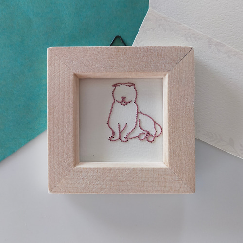 紙刺繍アート 小さな額『飛び起きるねこ』 絵画 Nuco 通販