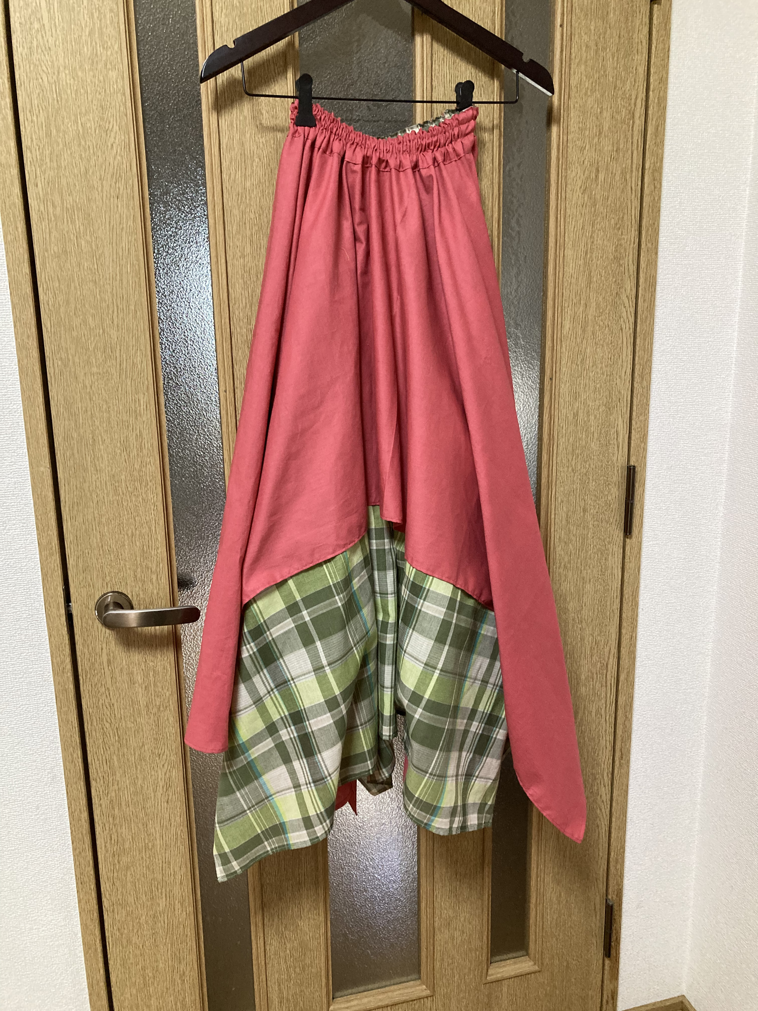 720度スカートピンクとチェック