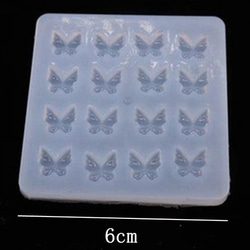 シリコンモールド 蝶々 1個 バタフライ 蝶 成型 抜き型 レジン 石膏 石鹸 レジン 樹脂 粘土 2枚目の画像