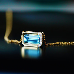 「シンプル」K18天然サンタマリアアクアマリン　天然ダイヤモンド　和名藍玉　水宝玉 3月誕生石　幸福・聡明　ネックレス 1枚目の画像
