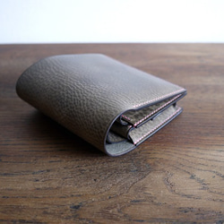 【32】カスタムオーダー二つ折り財布 1枚目の画像