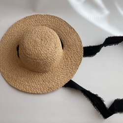 天然素材　マダガスカル産ラフィアを使用したラフィアハット　　麦わら帽子 2枚目の画像