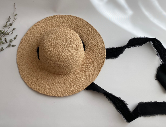 天然素材　マダガスカル産ラフィアを使用したラフィアハット　　麦わら帽子 2枚目の画像