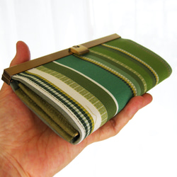 スリム＆スタイリッシュ　ストライプの薄型長財布 2枚目の画像
