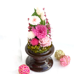 「仏花」ことね菊ローズピンクのプリザーブドフラワーのガラスドーム＜受注制作＞ 3枚目の画像