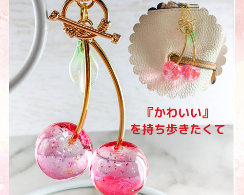 ムラ　ホリデーラッピング、チャーム付き シャネルの2025年ホリデー限定ラッピング | エルメスに魅せられ