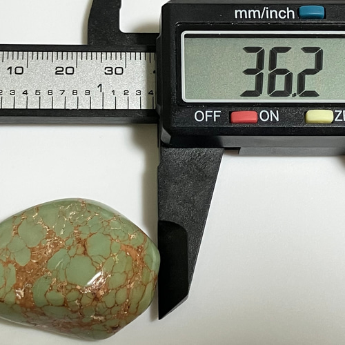 キングマンターコイズ 磨き石 グリーンターコイズ 天然石 stonetatsuya