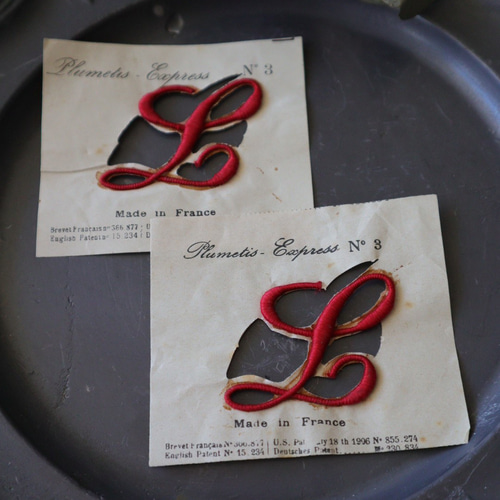 フランス アンティーク イニシャル刺繍シート【 R 】.。.:⋈* フランス製 イニシャル 刺繍シート No.4 '' R '' (在庫4→2