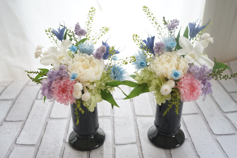 お供えアレンジ1対　～プリザーブドフラワーアレンジ～仏花　お悔やみ 新盆 初盆 喪中見舞い