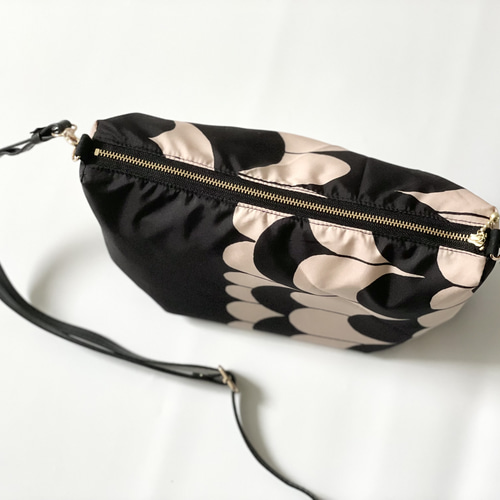 ⚮̈ミナペルホネン sea lace シェルクロスボディ 風呂敷リメイク