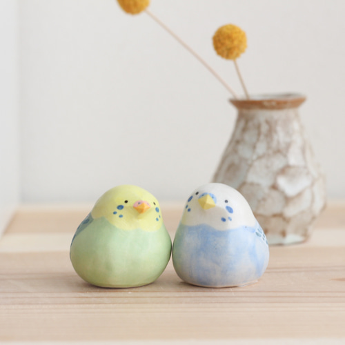 陶器の鳥の置物 木箱付き 陶土のセキセイインコ /グリーン（オス・メス） 小鳥の置物 その他