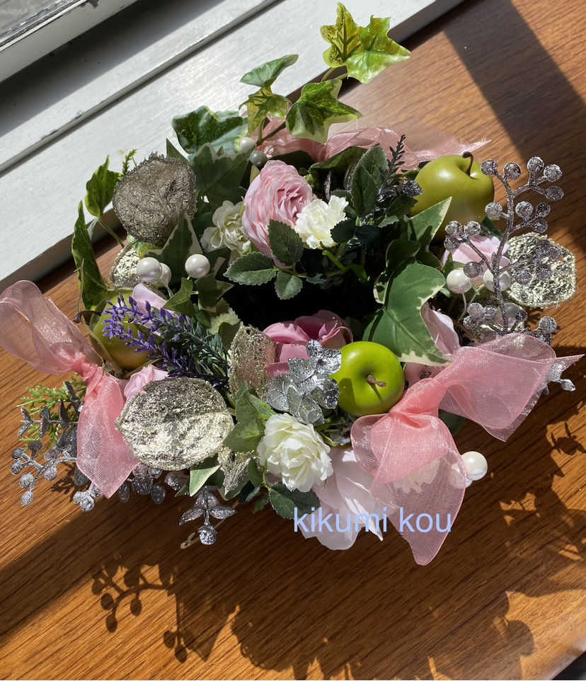 フラワーリース（天使たちのリース（R））直径15㎝