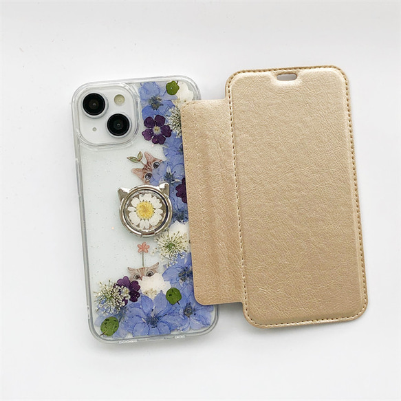 『千鳥草＆猫柄』 押し花 手帳型スマホケース スマホリング iPhone15Pro/14/13/12/SE/11/8/7 2枚目の画像