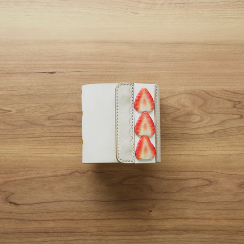 いちごサンド×M3システム手帳カバー(3穴／3リングバインダー) 手帳