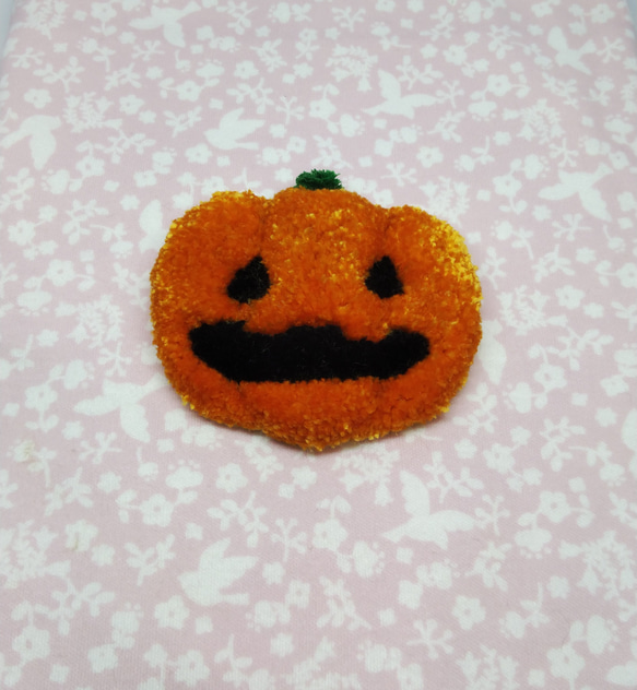 かぼちゃの刺繍ブローチ　ハロウィン　ジャックオランタン 7枚目の画像