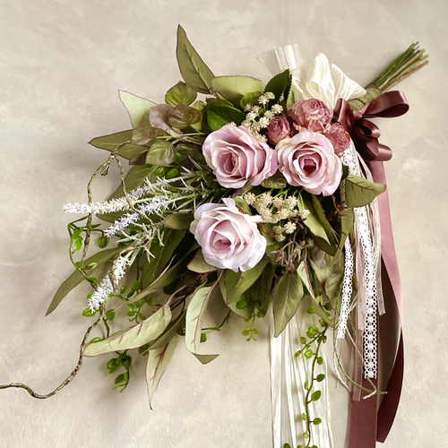 ローズのフェミニンな壁飾り アーティフィシャルフラワー 高級造花