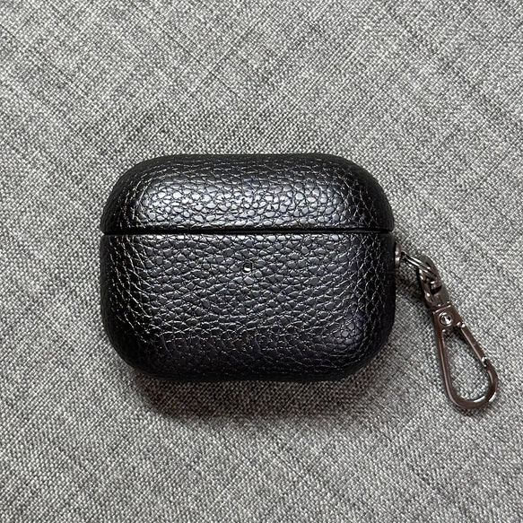 時尚 AirPods/AirPods Pro 保護殼，支援無線充電、可自訂文字，並提供全皮革保護 第20張的照片