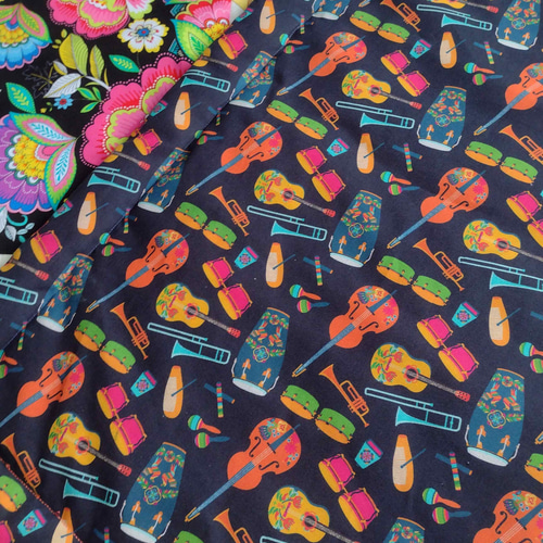 大きめ花柄パッチワーク、楽器のひざ掛け、お昼寝ブランケット その他