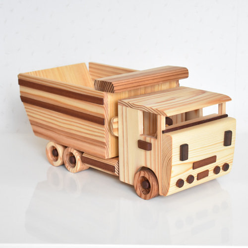 木製 大型トラック おもちゃ・人形 JJ木工房 通販 16493246｜Creema