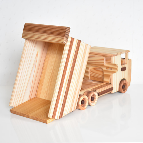 木製 大型トラック おもちゃ・人形 JJ木工房 通販 16493246｜Creema