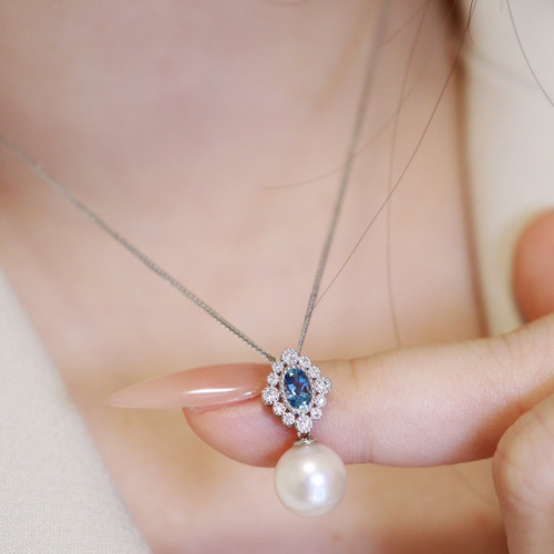 アクアマリン付きパールネックレスk18 ネックレス・ペンダント パール  