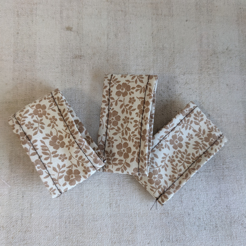 寄木細工のようなパッチワークキルトのタペストリー☆幾何学模様②