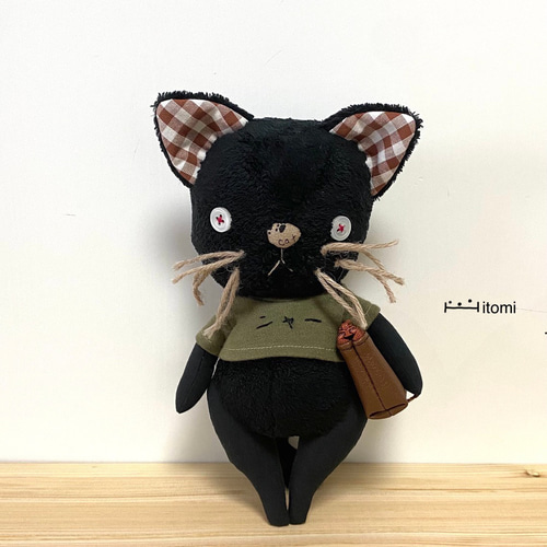 黒猫　ぬいぐるみ　ハンドメイド　作家 着せ替えねこちゃん 黒猫 ぬいぐるみ 海外作家様 ハンドメイド