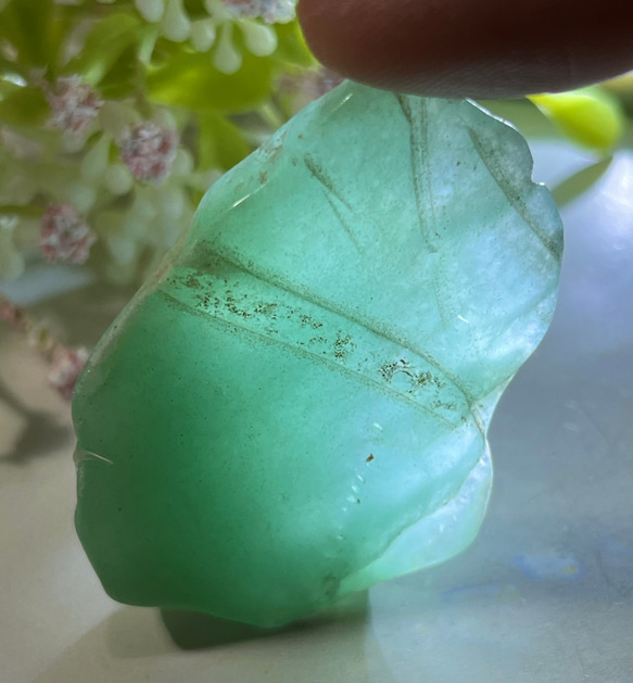 知恵と安らぎ✨ ネフライト 軟玉 翡翠 原石 ポリッシュ 天然石 東洋