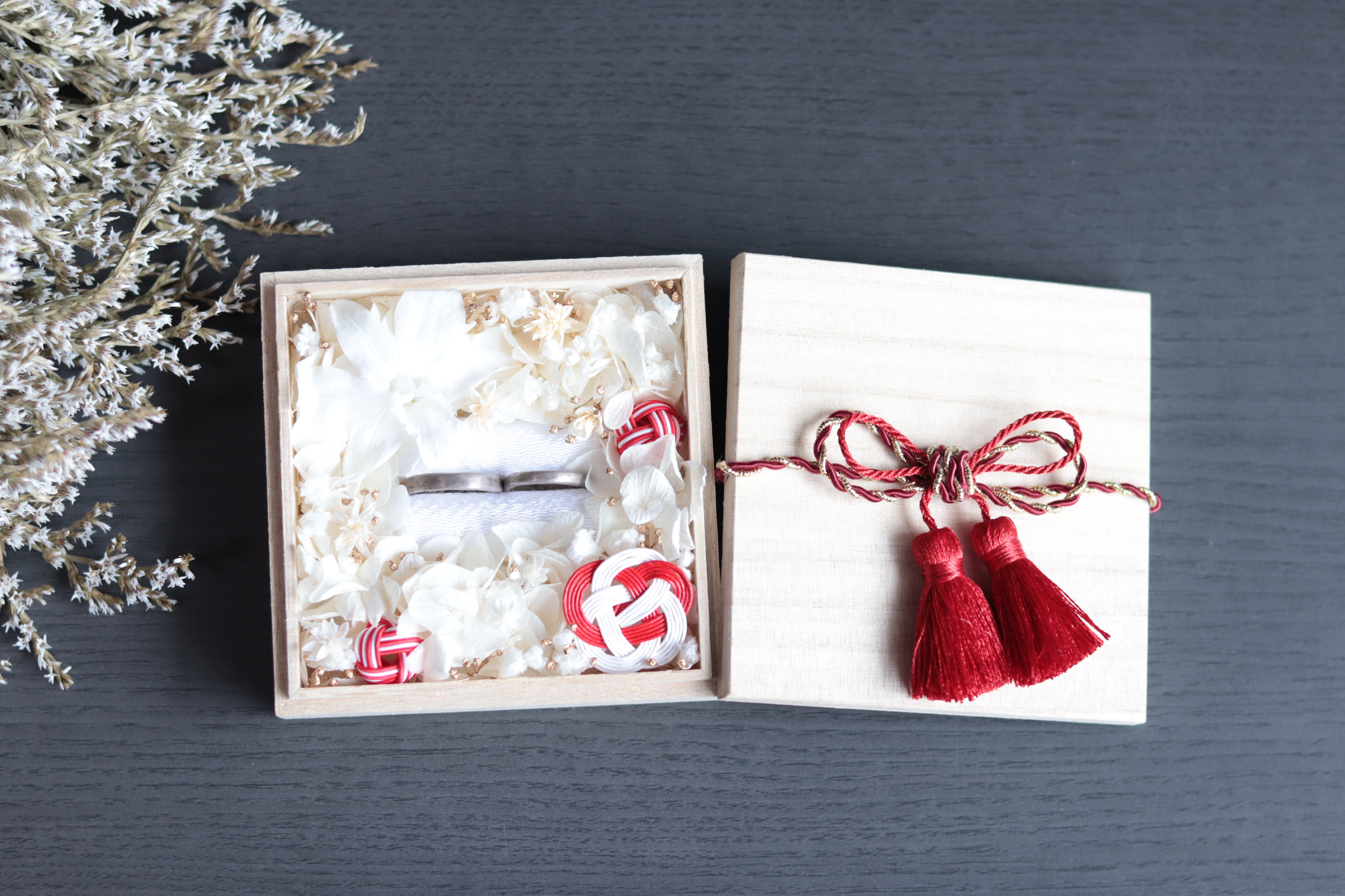 “紅白+金”桐箱の和風リングピロー＊プリザーブドフラワー＊神前式＊カラー変更ＯＫ