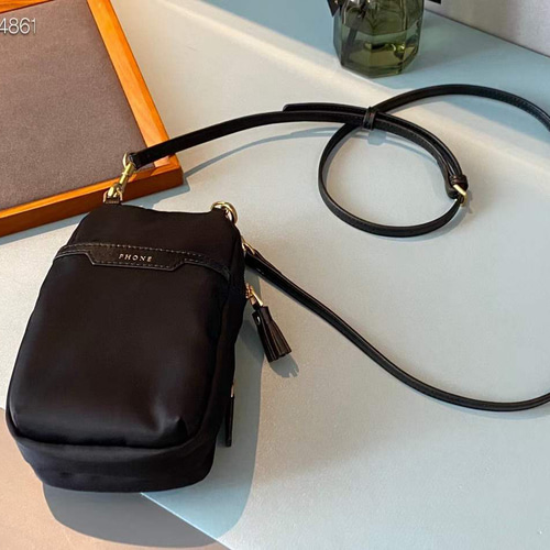 アニヤハインドマーチ ショルダーバッグEYES ESSENTIALS ショルダー