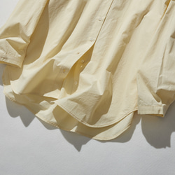 ラフな大人の着こなし　長袖シャツ　コットン100％　薄黄色　230901-3 4枚目の画像