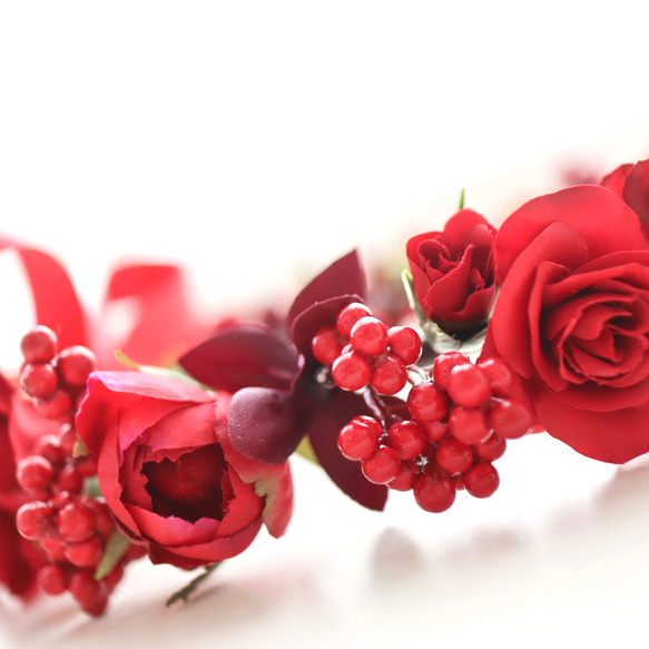 花冠　花かんむり　赤　赤色　還暦　還暦祝い　ヘッドドレス　ヘアアクセサリ　結婚式　ウェディング　発表会　パーティー 3枚目の画像