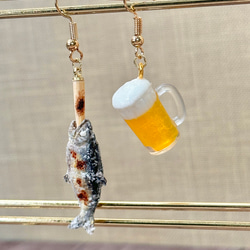 ミニチュア呑兵衛ピアス【鮎の塩焼き&ビール】 8枚目の画像