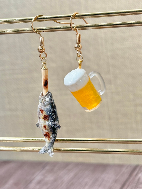ミニチュア呑兵衛ピアス【鮎の塩焼き&ビール】 8枚目の画像